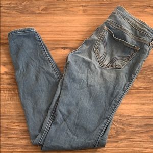 Hollister skinny jeans